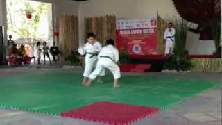 Shorinji Kempo Junior 3rd Kyu Embu demo [upl. by Ainimreh]