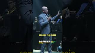 LEANDRO KARNAL sobre RENÚNCIAS MATERIAIS [upl. by Melar12]