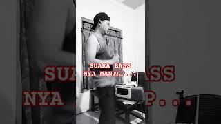 Suara bass nya mantap music mainbass lucu [upl. by Adnawat481]