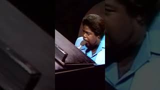 Barry White  Never Never Gonna Give You Up [upl. by Schaffer]