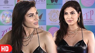 Uff Soo 😋 Elnaaz Norouzi SIZZLES In Black Deep Neck Outfit at World Digital Detox Day 2023 [upl. by Seek]