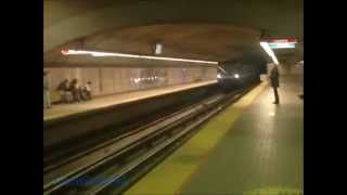 Montreal Metro De Castelnau Station [upl. by Gelman]