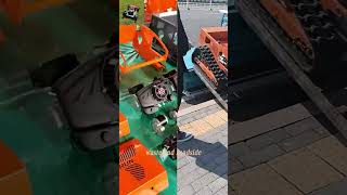 4 takt benzinemotor industriële rubberen rupsband RC grastrimmer remotecontrolmower lawnmowerrobot [upl. by Htebazile448]