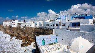 Turismo por el mundo la medina de Asilah al sur de Tánger [upl. by Rannug741]