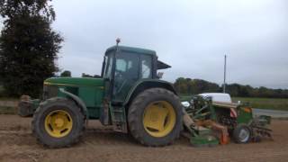 semis de blé 2016 John deere 6510 [upl. by Niasuh]