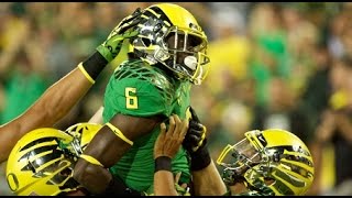 In Depth Look At Duck Uniforms  CampusInsiders [upl. by Yensehc]