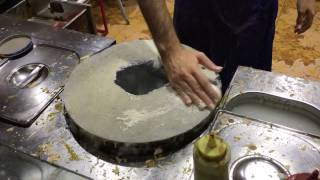 Iran Street Food Egg Dosa  Regag Bread — Bandar Abbas [upl. by Linder]