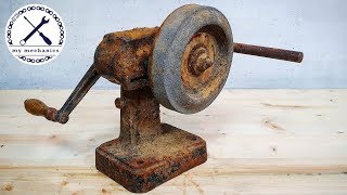 Antique Hand Cranked Grinder  Restoration [upl. by Mauretta493]