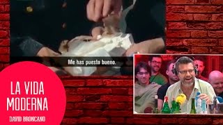 La POLICHÍA estalla un fardo de cocaína ante los periodistas LaVidaModerna [upl. by Barbabas183]