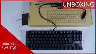 Mechanische Tastatur QWERTZ mit BlauSchalter von Aukey  Unboxing Planet [upl. by Kcuhc973]