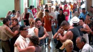 Salsa music El amor de Puerto Rico song Orquesta Narvaez [upl. by Mozza]