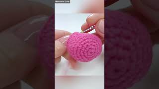 🧶 Best Way To Change Yarn When Crocheting Amigurumi [upl. by Harlin78]