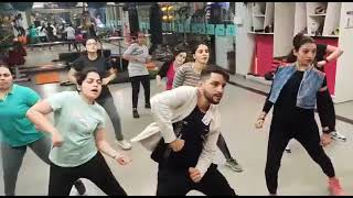 Bijlee Bijlee Song  Jumba  Dance Choreography  Bollywood Song bijleebijleesong youtubeshorts [upl. by Goulet62]