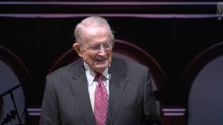 Pastor Chuck Swindoll Announces Retirement from Stonebriar [upl. by Noryt]