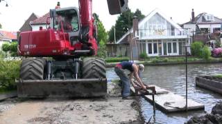 Waterwerken steigers bruggen beschoeiing [upl. by Yrrap696]