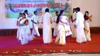 Men and Women Thiruvathira  Traditional Kerala Dance [upl. by Sabrina288]