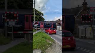 Quintrell downs lc FGW class 150 passing 17724 trainspotting levelcrossing cornwallcoast [upl. by Allerus86]