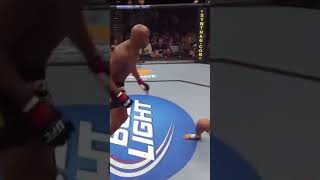 UFC126 Silva vs Belfort ufc andersonsilva frontkick ko mma ufc1 [upl. by Nairam255]