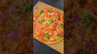 Pizza 🍕 viralvideorecipestreetfoodfoodshortvideocooking poonamscookery veg pizza foodie [upl. by Xirdnek949]