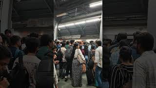 Delhi Metro Crowd crowd delhimetro delhi [upl. by Weinshienk]