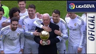 Cristiano Ronaldo presenta su segundo Balón de Oro al Bernabéu [upl. by Weissmann]