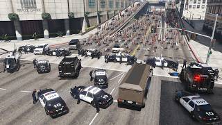 Downtown Defensive Perimeter  GTA V wZombie War Mod [upl. by Corabelle93]