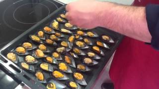 Mejillones Al Horno [upl. by Eimam]