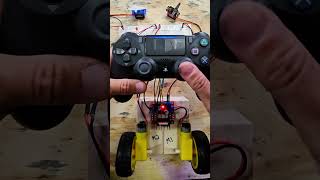 ESP32 amp Game Controller Control Motors Servos and LEDs [upl. by Grizel334]