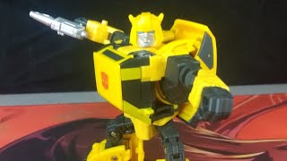 Review The Transformers SS 86 Deluxe Class Bumblebee The MP 45 Bumblebee but fun to play with [upl. by Nathanial832]