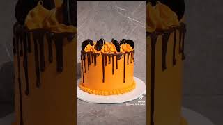 Orange cake topped up with Oreos 😊 cakes cakedesign smallbuissness cakedecorating oreocake [upl. by Allistir]