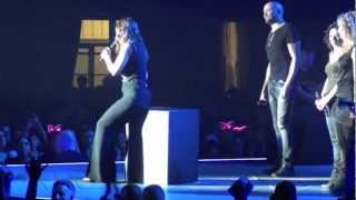 Laura Pausini Live E Ritorno Da Te Incancellabile Strani Amori amp La Solitudine MEDLEY SOFT [upl. by Chobot]