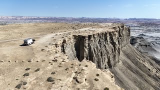 Moon overlook Hanksville Utah [upl. by Lauber]