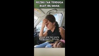 Keluar Dari Kesulitan  Ibu Tunggal Ini Diberkahi Ribuan Dolar [upl. by Weldon]