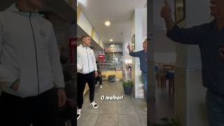 “Tu parles français” 😂 É isto que acontece quando o Viktor Gyökeres vai tomar ☕️ SportingCP [upl. by Eoin]