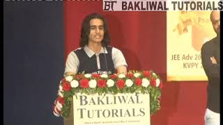 Aarsh Walavalkars AIR 183 JEE Advanced 2022 Felicitation at Bakliwal Tutorials [upl. by Harri633]