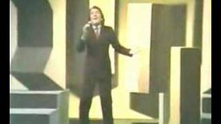 Jose Luis Perales  Canción De Otoño Live 1982 [upl. by Nnyled]