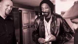 Snoop Lion performs with Walk off the Earth Ashtrays and Heartbreaks [upl. by Yesteb]