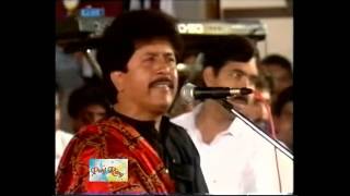 Meno Ker Nein Saar Ke Kola live Hd by Attaullah Khan Esakhelvi [upl. by Adnirem]