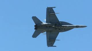 Adelaide 500 17 Nov 2024 the Roulettes and the FA18F Super Hornet [upl. by Healy]