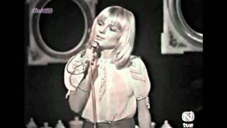 France Gall  1971  Bébé Requin Live Version restaurée [upl. by Zadoc]