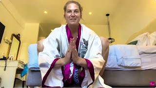 Easy yoga every day  15 minutes with MarlingYoga  Day 1712 [upl. by Goat]