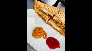 Mozzarella Cheese Grilled Sandwich for Rs 70 only Maja aajaega kha ke [upl. by Handel464]