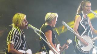 Dixie Chicks  Goodbye Earl  LIVE HD [upl. by Annwahsal]