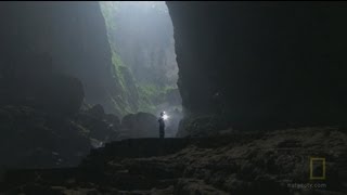 La plus grande grotte du monde The Worlds Biggest Cave [upl. by Suhsoj]