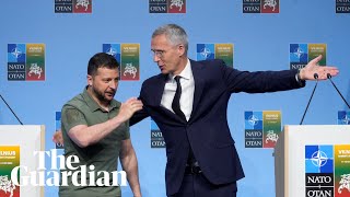 Answer please laughter at Nato summit after Zelenskiy points F16s question at Stoltenberg [upl. by Finbur]