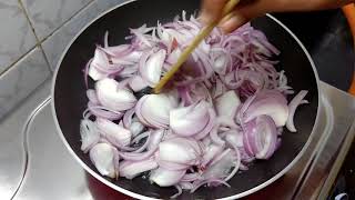 ONION GRAVY IN TAMIL  EASY SIDE DISH  ONION RECIPES  Recipe In Tamil  Manjimas Kitchen [upl. by Neville]