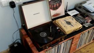 Crosley Cruiser Portable 3Speed Turntable CR8005ATP [upl. by Eillah]