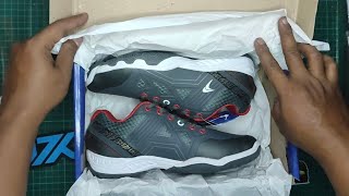 Unboxing dan Review Sepatu Badminton Flypower Losari 06 [upl. by Aivun]