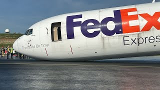 EMERGENCY LANDING FedEx Boeing 767 Cargo Plane Executes GEAR UP landing At Istanbul Airport [upl. by Aicercal]