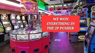 we are back and cleared one of the 2p machinesand can we win on the grabber  claw machines [upl. by Initirb]